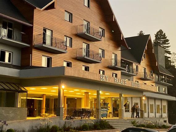 sky palace hotel 1.jpg