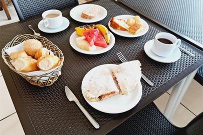 bch café ft celular -min.jpeg