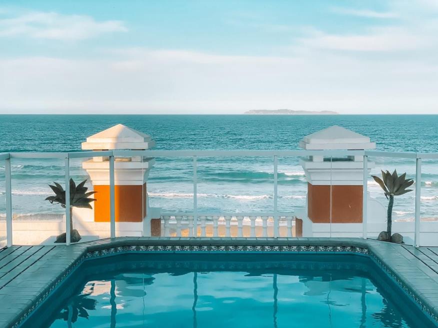 piscina1.jpg