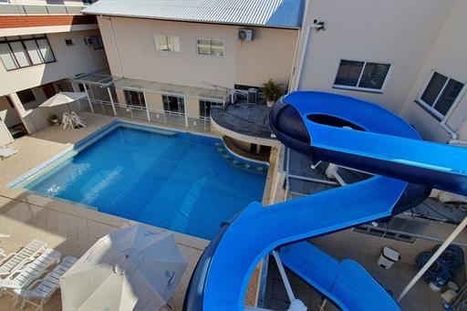 15 - piscina toboágua - 05.jpg