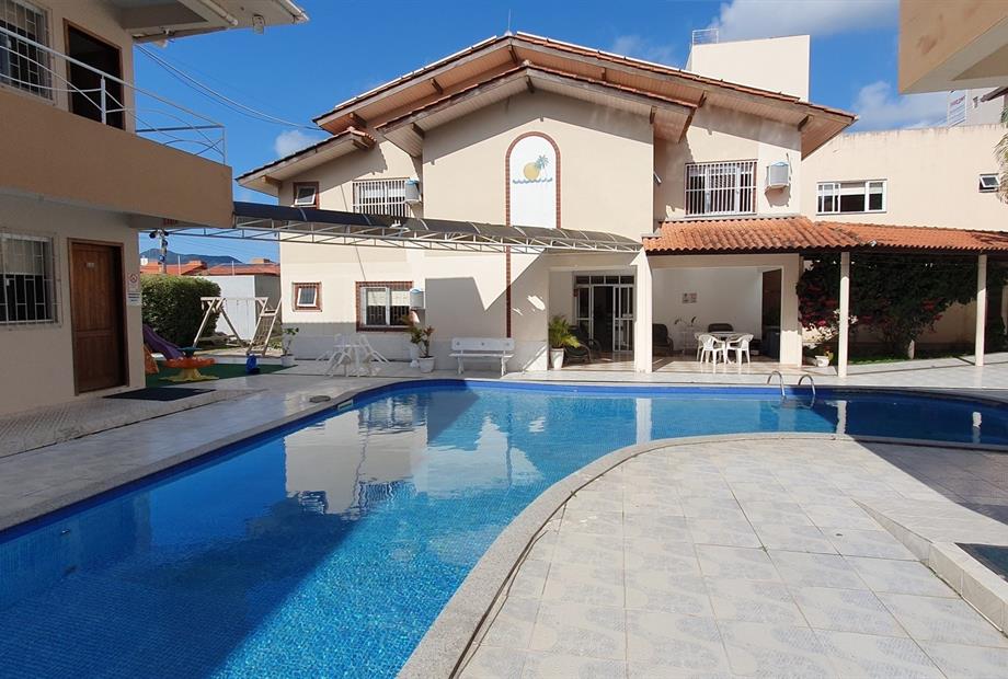 04 - piscina externa l - 01.jpg