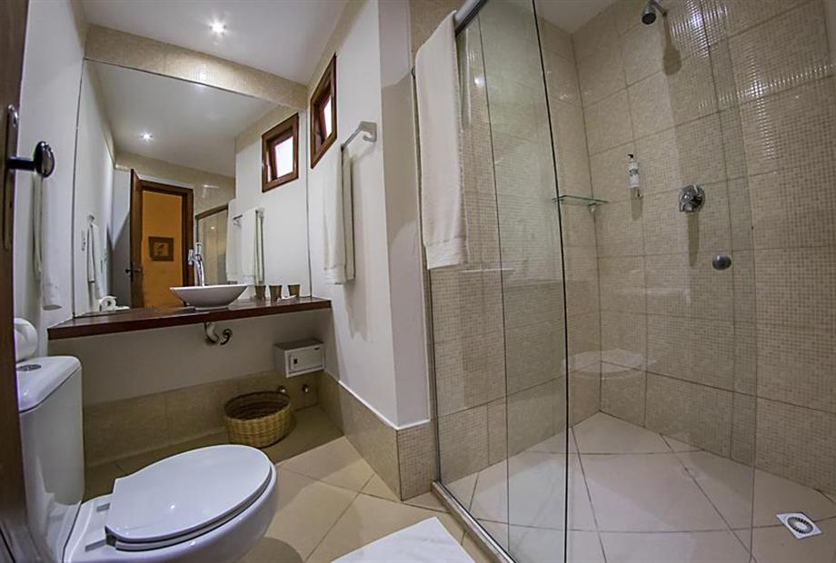 Quarto Duplo Deluxe com Varanda 4.jpg