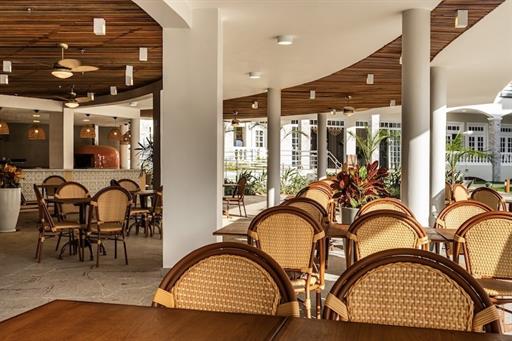 restaurante da piscina (1).jpg