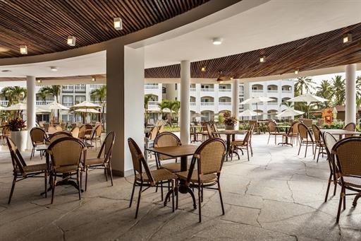 restaurante da piscina jpg.jpg