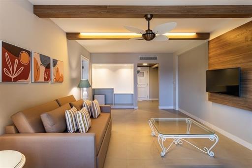 suite junior  (3).jpg