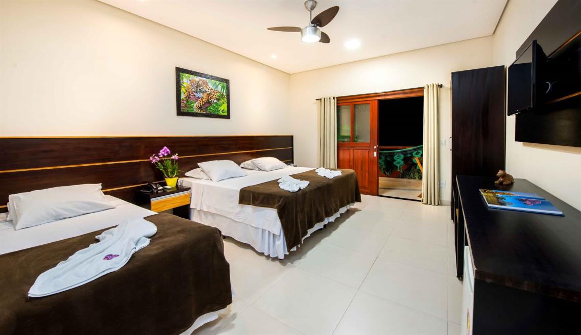 suite luxo pousada piuval pantanal.jpg