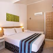 Luxo Lazer Triplo com banheira de hidromassagem