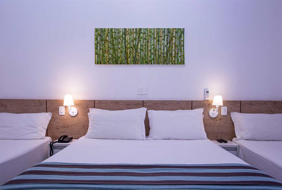 suíte luxo lazer quádruplo (4).jpg