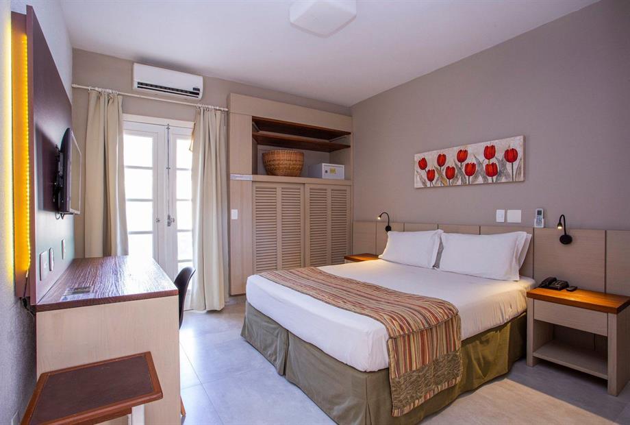 suíte luxo adaptado (1).jpg