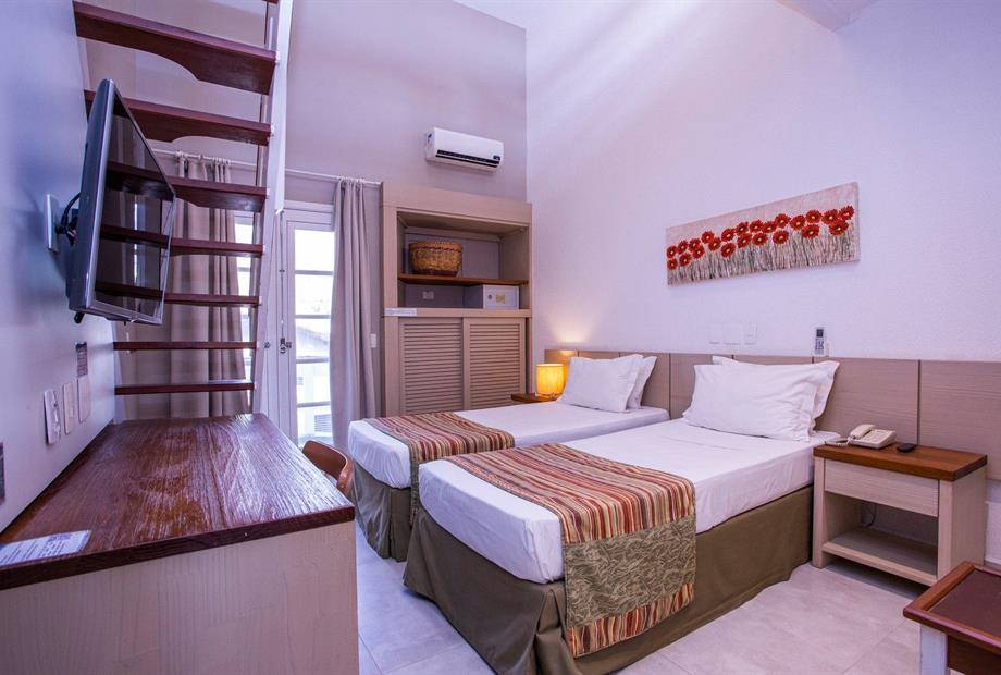 suíte luxo duplex (5).jpg