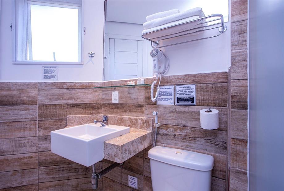 suíte luxo duplo (6).jpg