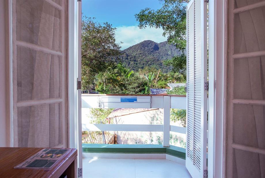 suíte luxo triplo (casal + extra) (6).jpg