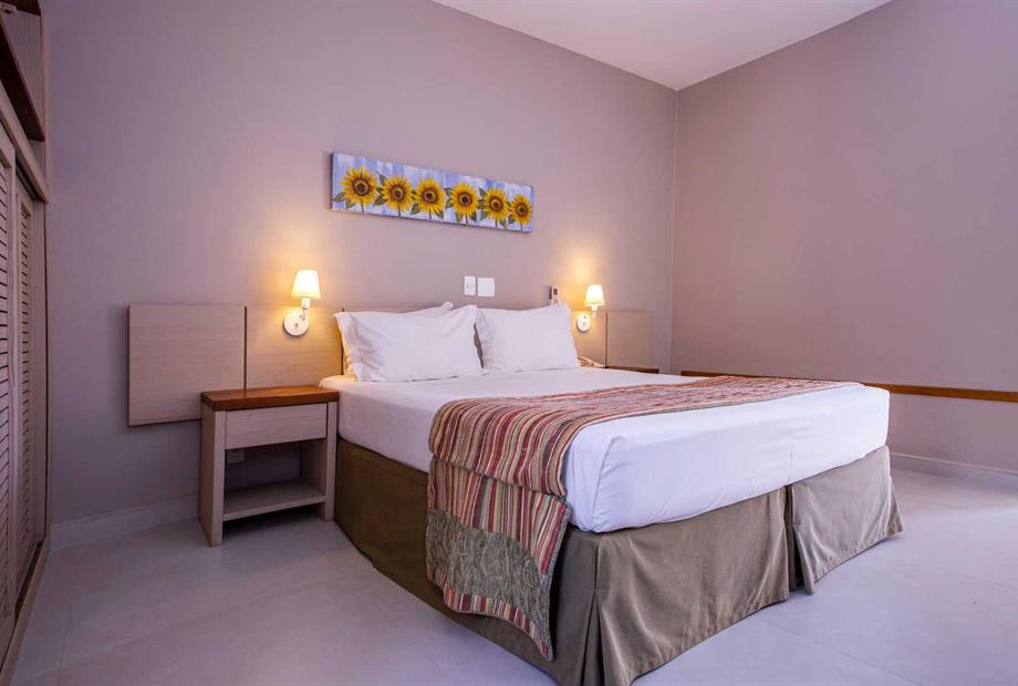 suíte luxo triplo (casal + extra) (4).jpg