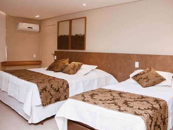 suite 03 1.jpg