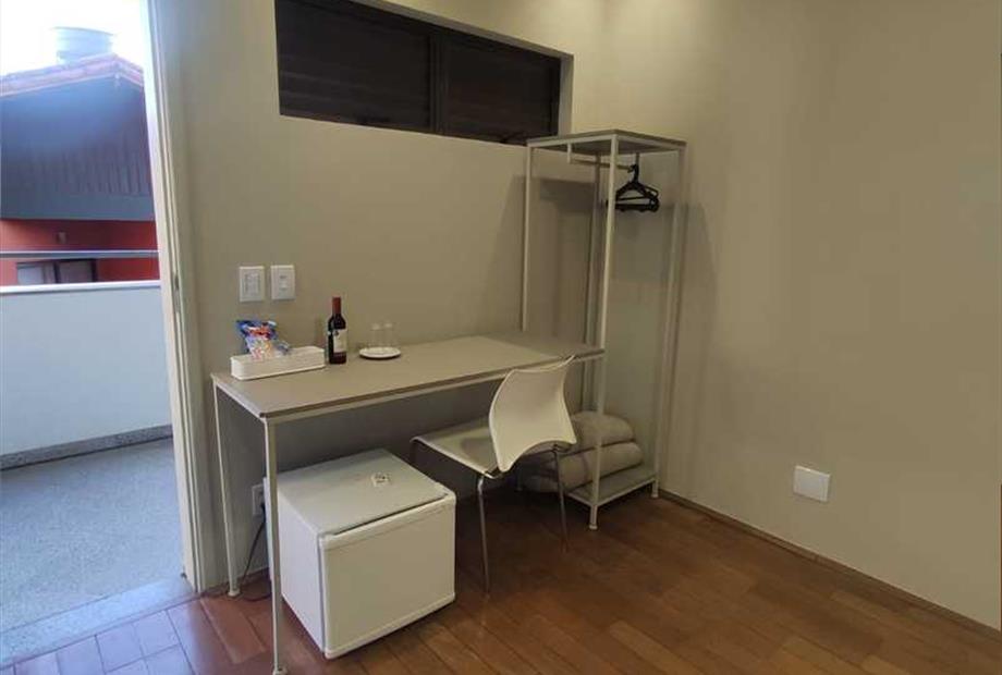 203  office station .jpg